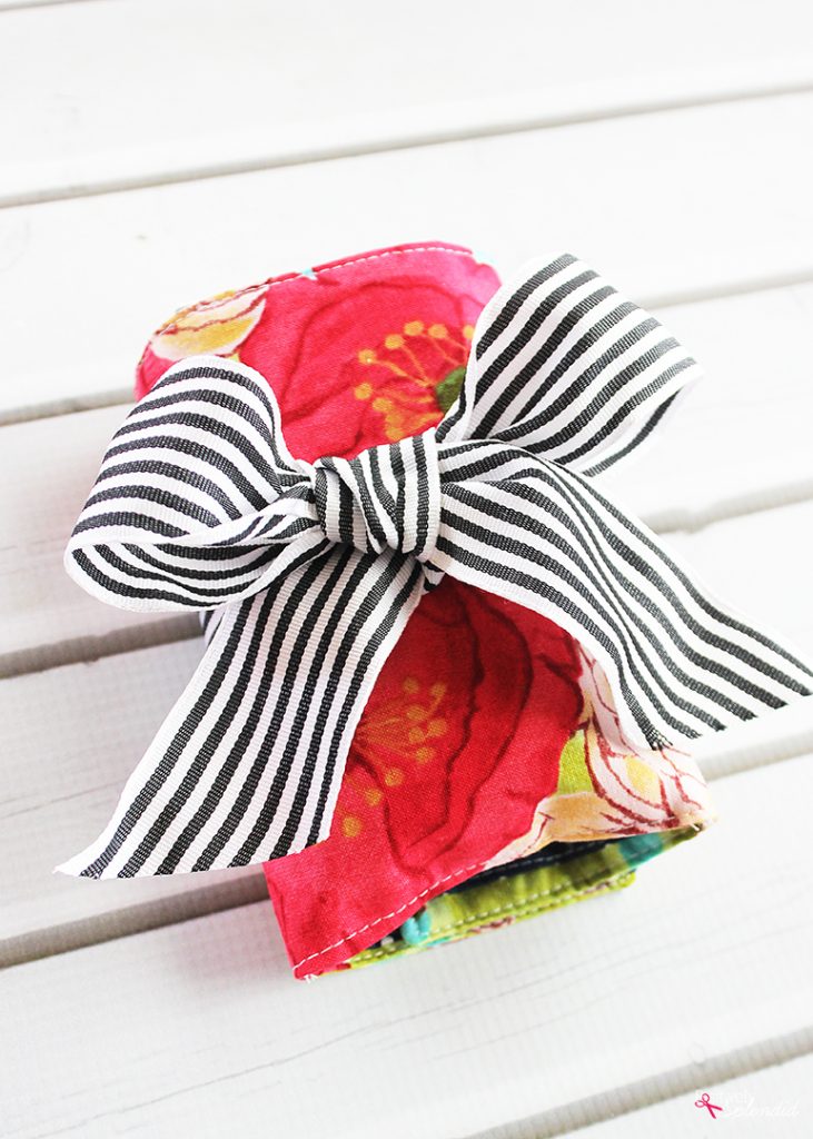 DIY Portable First Aid Kit - Positively Splendid {Crafts, Sewing ...