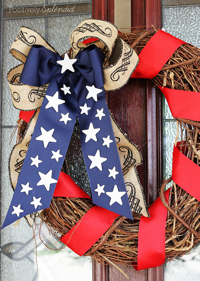 This patriotic wreath is so pretty, and SO easy to make!