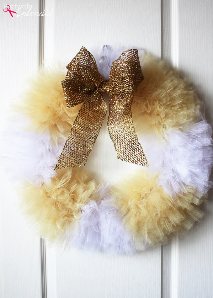 How To Make A Tulle Wreath Positively Splendid Crafts Sewing Recipes And Home Decor 6864
