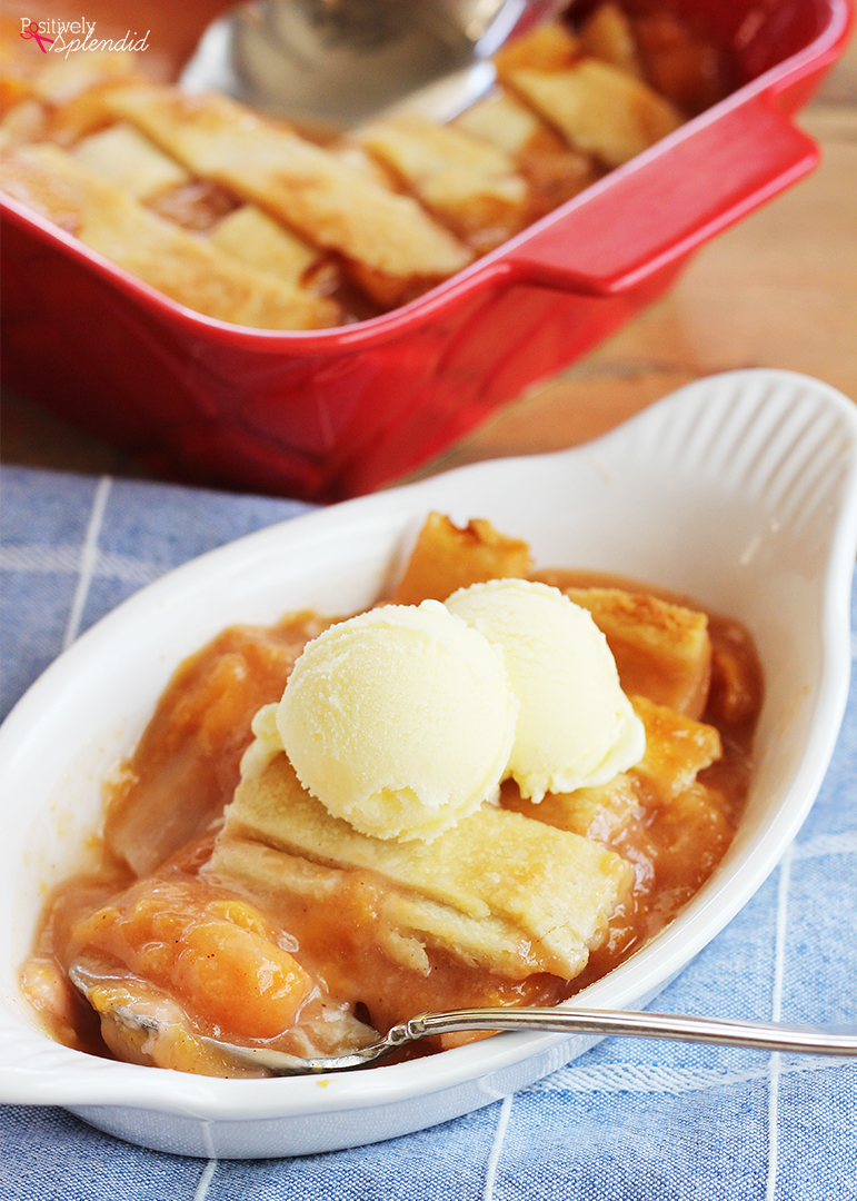 Old-Fashioned Peach Cobbler Recipe - Positively Splendid {Crafts ...