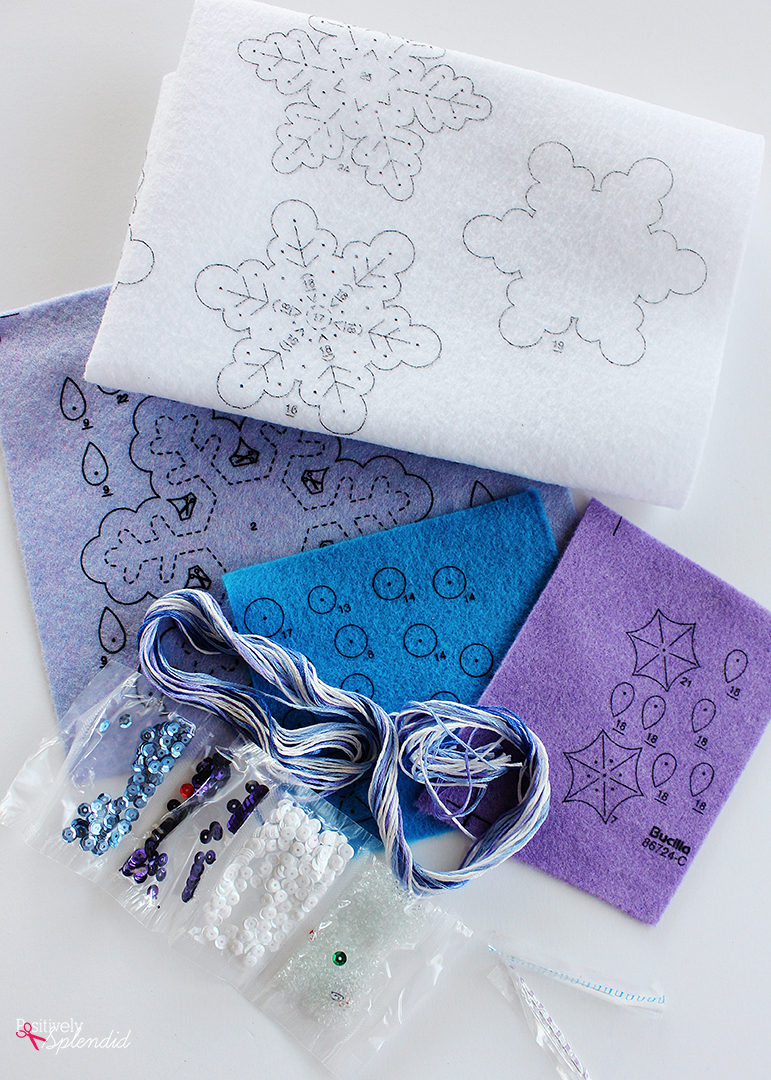 Felt Snowflake Ornaments - Positively Splendid {Crafts, Sewing, Recipes and  Home Decor}