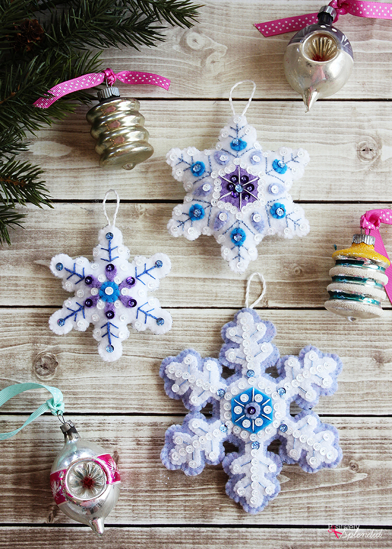Learn how to stitch Bucilla felt applique Christmas ornaments / DIY 