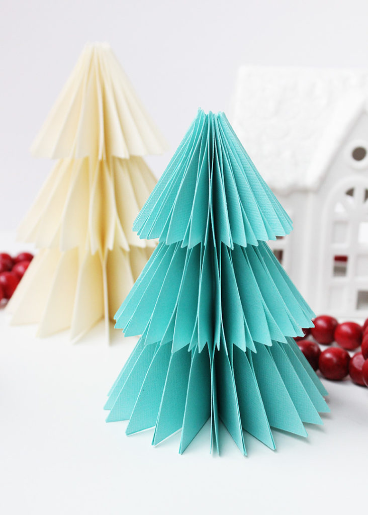 How to Make Paper Christmas Trees - Positively Splendid {Crafts, Sewing ...